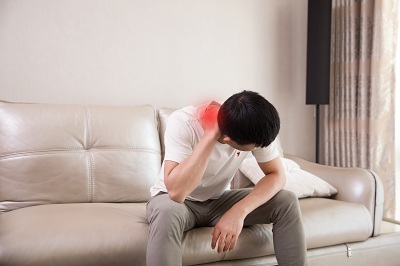 后背疼痛要警惕的三种病